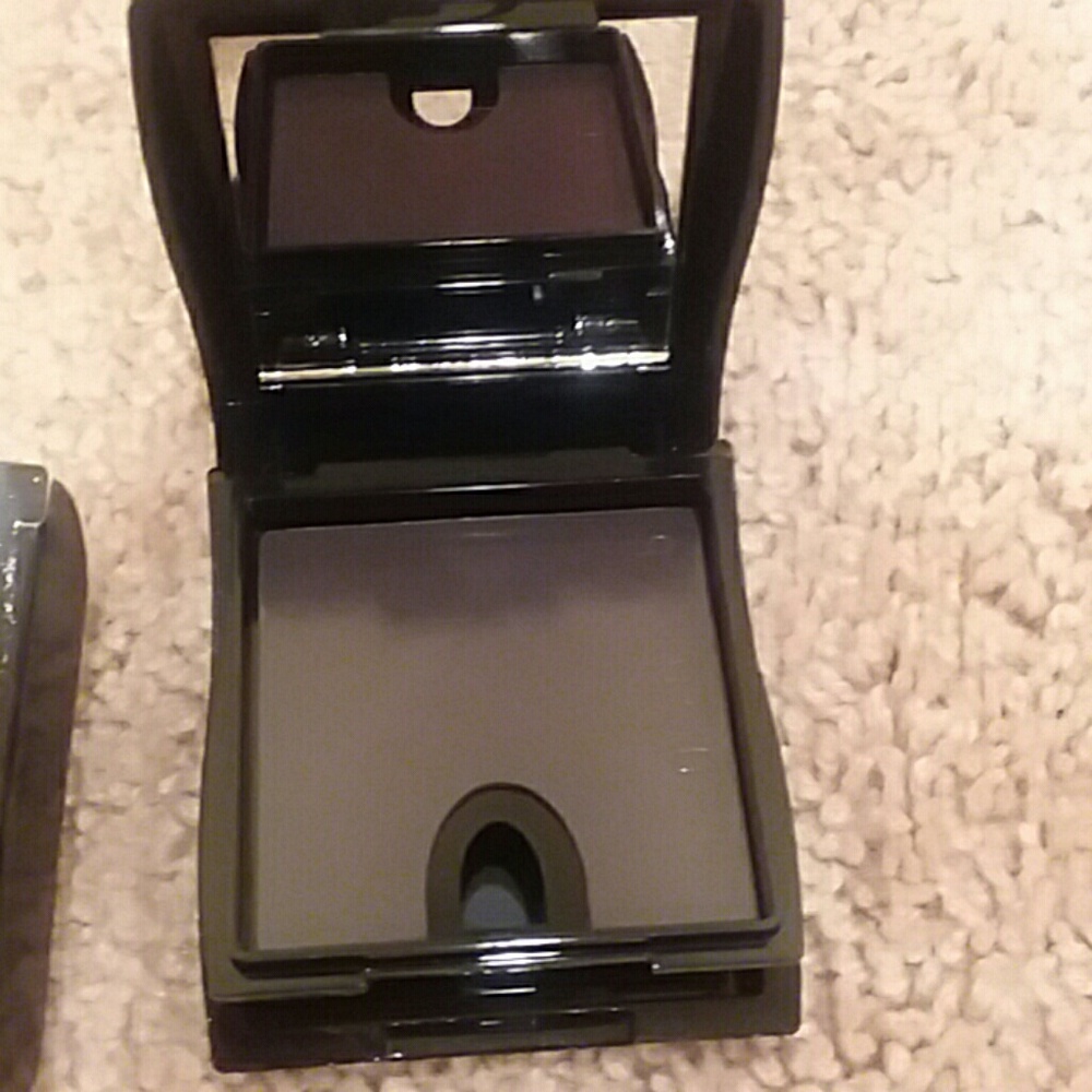 Compact Mini NEW - Picture 3 of 4